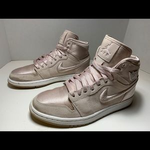 Jordan 1 Satin “Season of Her”